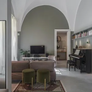 https://dimora-elce.lecce-hotels.com